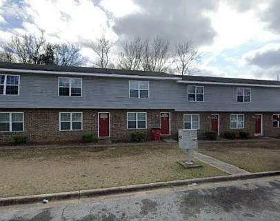 192 Straight Street - C3 — Photo 1