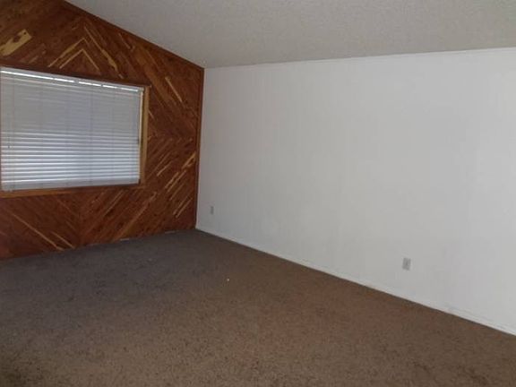 2nd image of 6130 Camino Real Space 119
