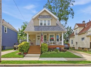 1554 Olivewood Ave, Lakewood, OH 44107