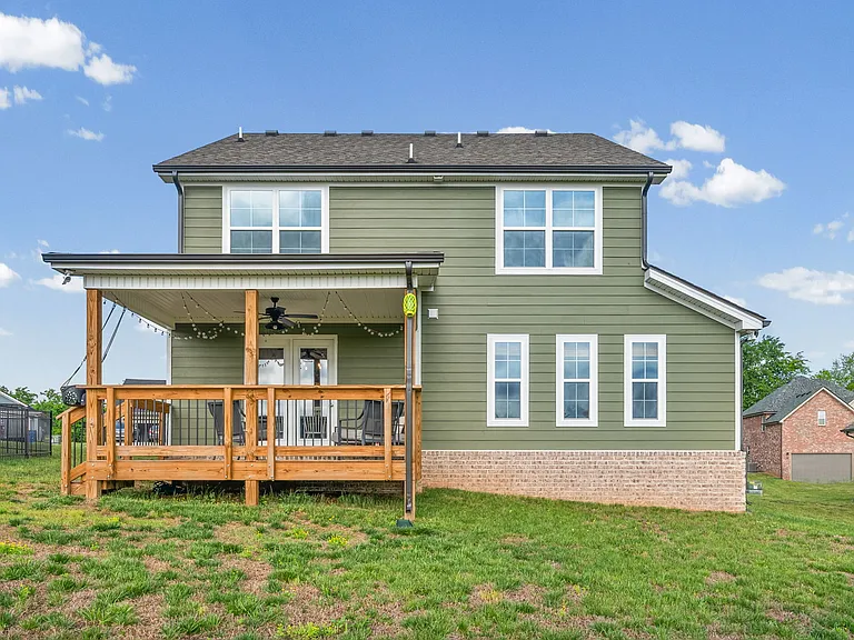 354 Frontier Dr — Photo 32