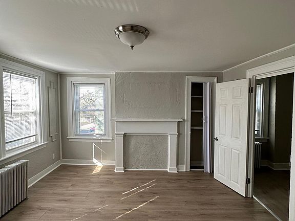 2nd image of 19 Brown St #2