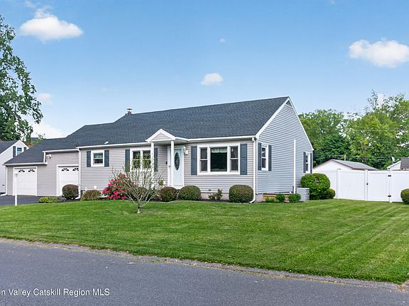 3rd image of 1084 Codwise Street