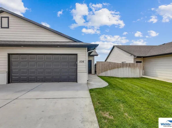 536 Martens Ct, Goddard, KS 67052