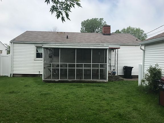 3rd image of 29 Pickford Ave