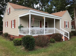 1402 Cedar Ln, Greenville, NC 27858