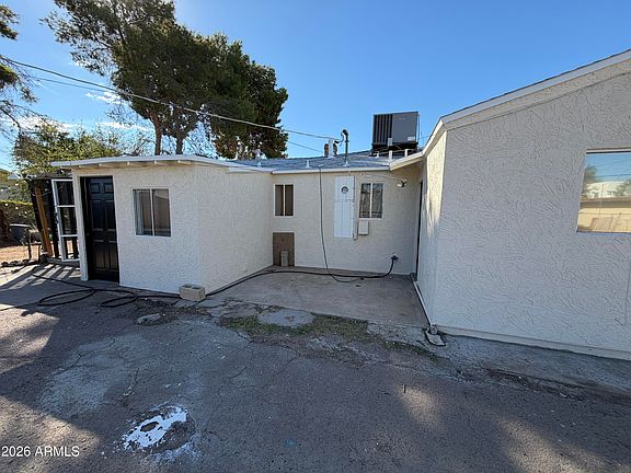 4th image of 2230 W MORTEN Avenue
