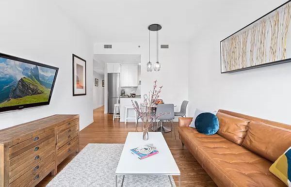 1st image of 422 W 20th St APT 3C