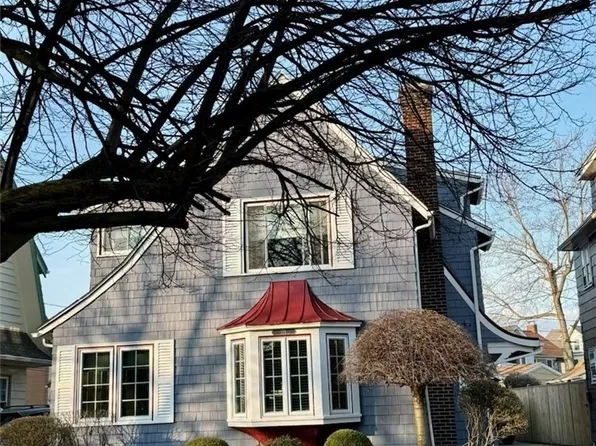115 North Dr, Buffalo, NY 14216
