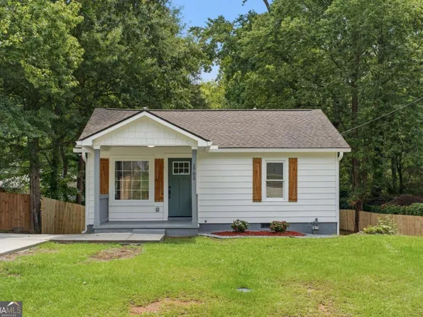1703 Pine St SE, Smyrna, GA 30060