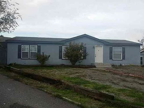 3rd image of 295 Linda Ln