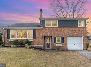 2540 Raleigh Dr, York, PA 17402