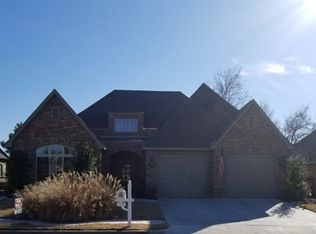 1731 W Plymouth St, Broken Arrow, OK 74012