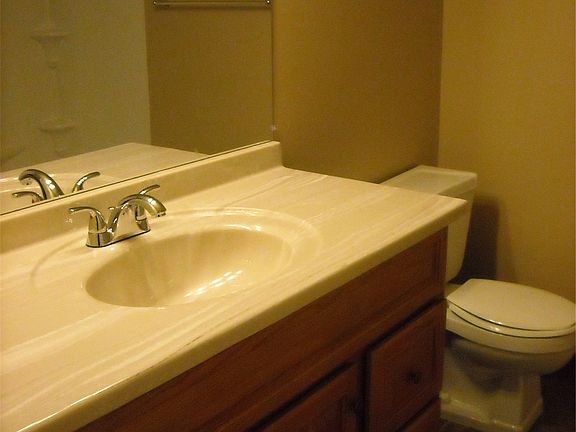 5th image of 2740 9th Ln APT 304
