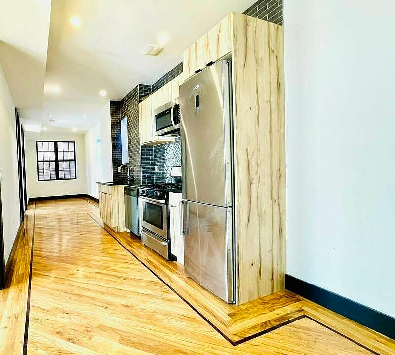 1st image of 276 E 23rd St #5R