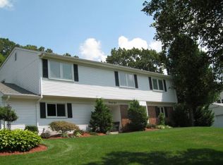 28 Ashburn Rd, Wayne, NJ 07470