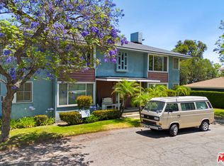 1648 Raymond Hill Rd, South Pasadena, CA 91030