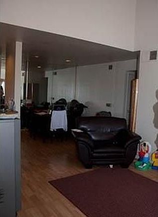 4th image of 435 E Tamarack Ave Unit 171
