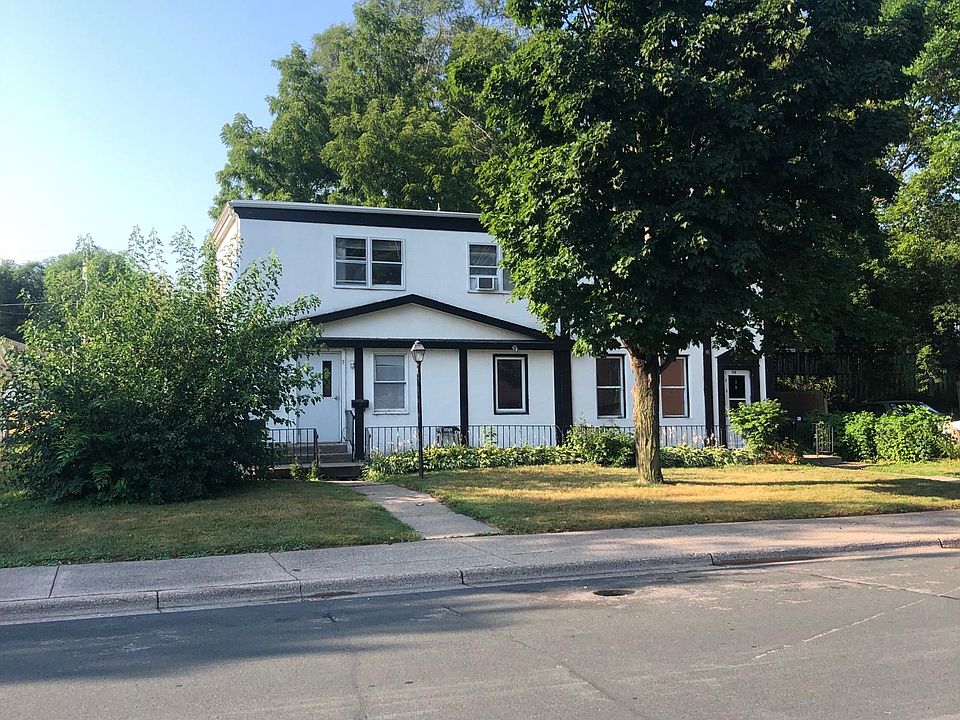 1st image of 218 3rd Ave E #1