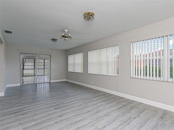 5th image of 7000 NW 107th Avenue