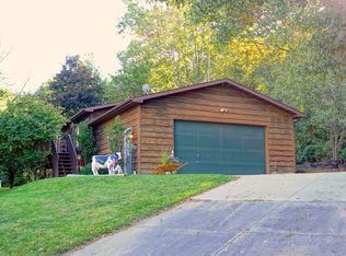 332 Charlson Dr, Red Wing, MN 55066