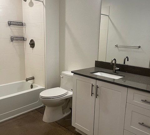 3rd image of 902 S 6th Ave #211