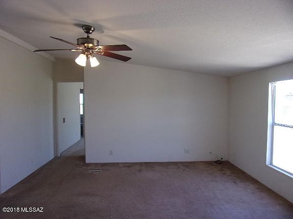 5th image of 16656 S Three Wells Ct