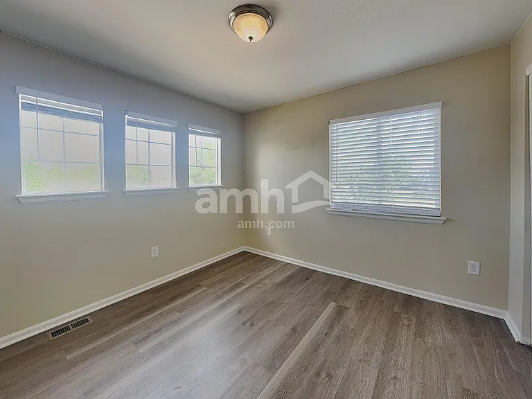 285 Octillo St — Photo 15