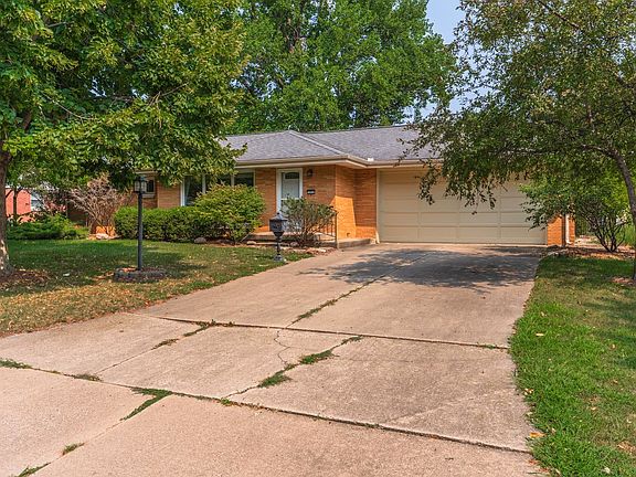 3rd image of 203 Radliff Rd