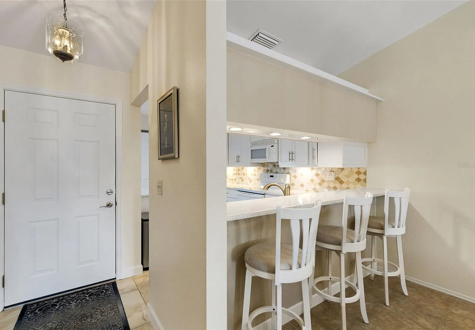 2 bed, 1453 sqft, $2,500 — Photo 4