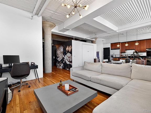 4th image of 2261 Blake Street #4F