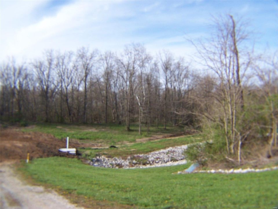 1st image of 689 Galen Dr