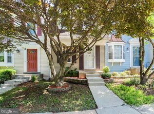 9 Wyatt Ct, Sterling, VA 20165
