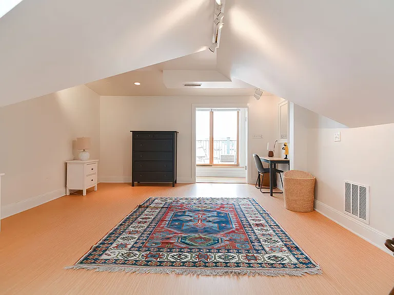 37 Rocky Neck Ave #A — Photo 36