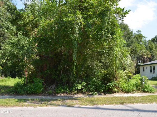 1819 Greene St, Beaufort, SC 29902