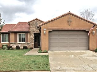 3187 Dennis Ave, Clovis, CA 93619