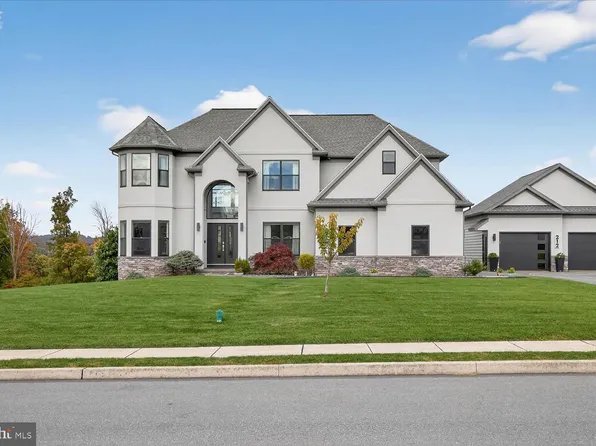 212 Mustang Trl, Reinholds, PA 17569