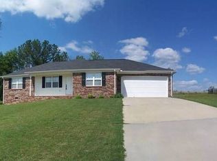 326 Twin Ridge Cir, Lincoln, AL 35096