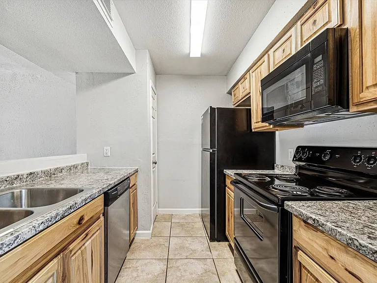 7805 Fuqua St #7805 — Photo 4