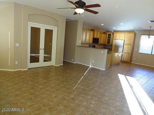 5th image of 2731 E Canyon Creek Dr