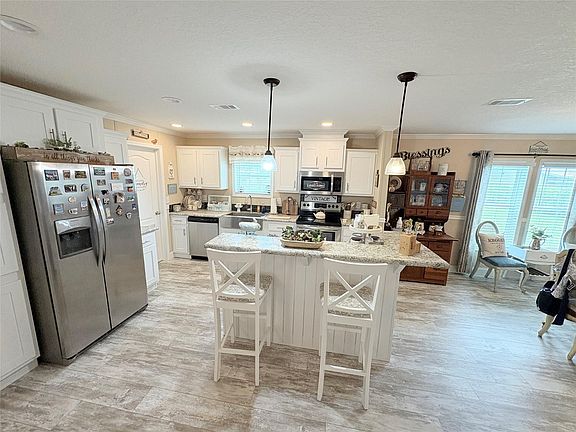 3rd image of 4331 SW 10th Way