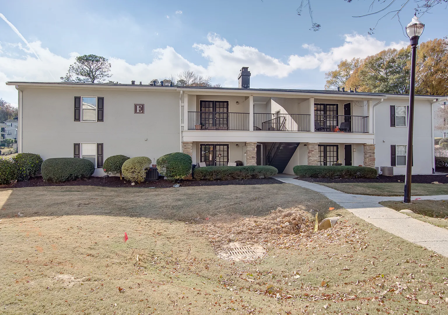 1150 Collier Rd NW — Photo 1