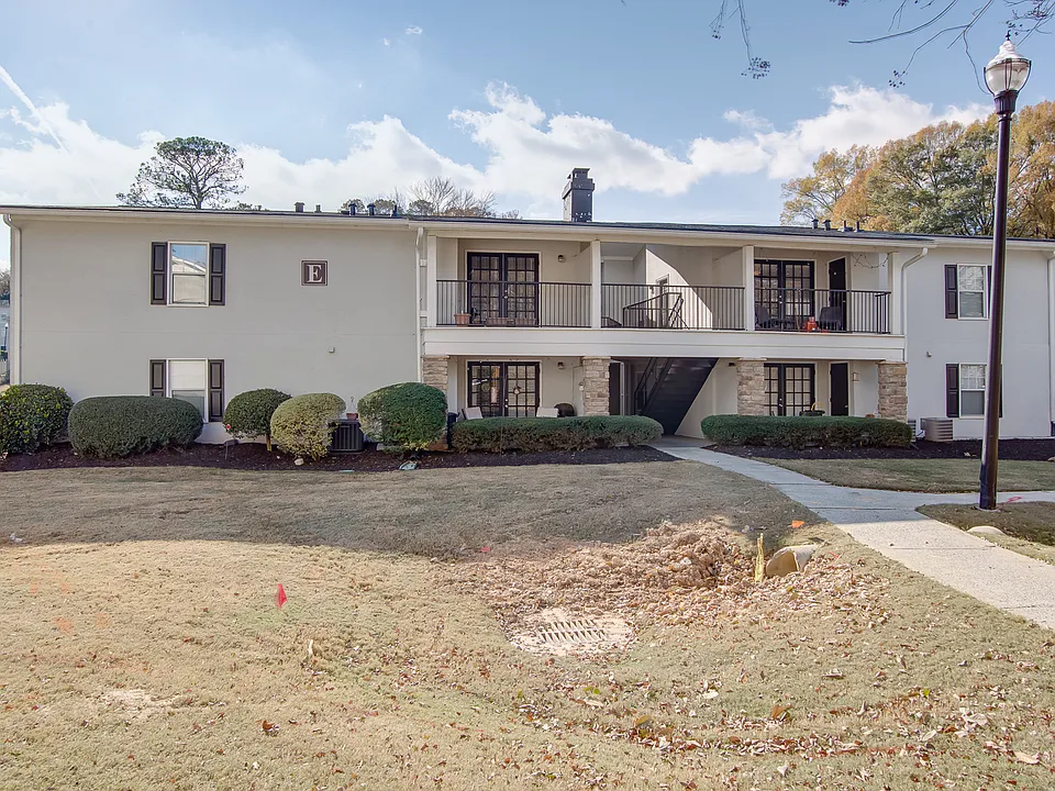 1150 Collier Rd NW #E8