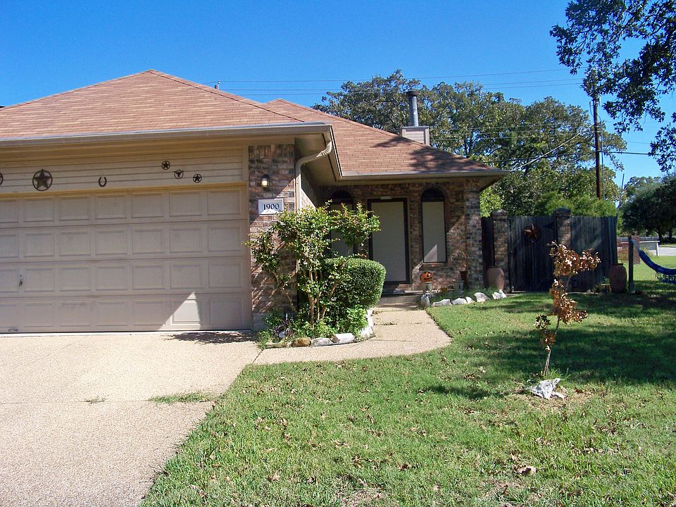 1st image of 1900 Wilderland Cir