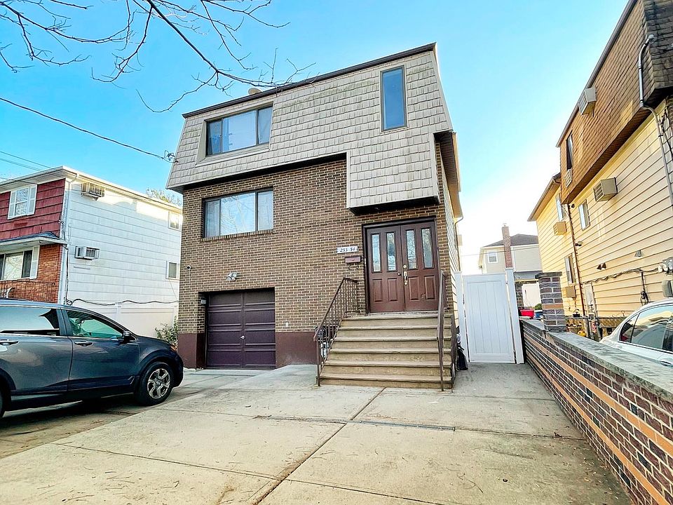 Great location, close to JFK and easy access to all major highways and LIRR