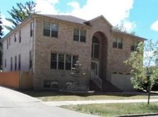 8927 Menard Ave, Morton Grove, IL 60053