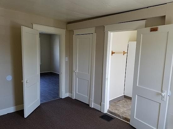3rd image of 2320 Niagara St #3