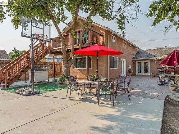 2nd image of 1821 Biglow Dr