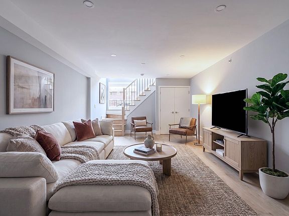 5th image of 437 Ogden Ave #1R