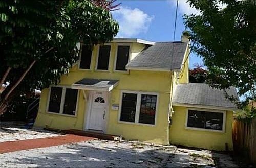 2nd image of 2927 SW 24th St