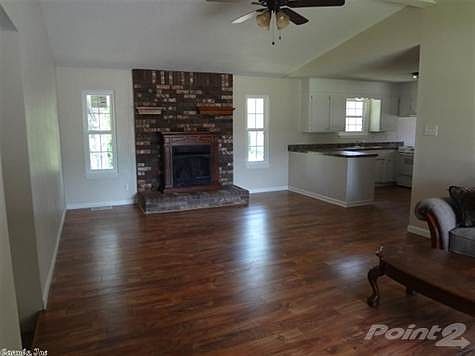 4th image of 107 Somerset Ct